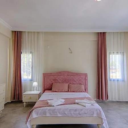 Star House Villa
