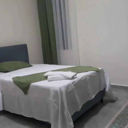 فيلة Star House *